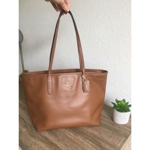 **SALE** Tan leather Coach purse